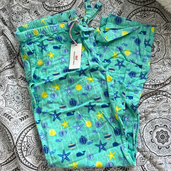 Vineyard Vines Pajama Pants - Picture 1 of 4